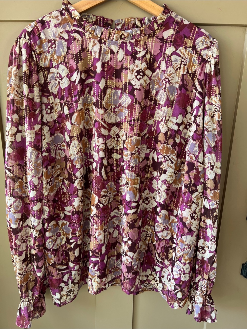 Emily Wonder 2X New w Tag Long Sleeve Chiffon Fall Floral Magenta Metallic Top